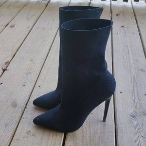Steve Madden Century Knit Booties